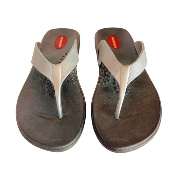 🌺OKABASHI Marina Gray Charcoal Size Medium Flip Flops🌺 - Picture 1 of 7